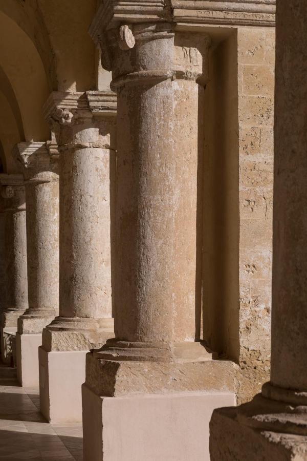Chiostro Dei Domenicani - Dimora Storica Lecce Luaran gambar