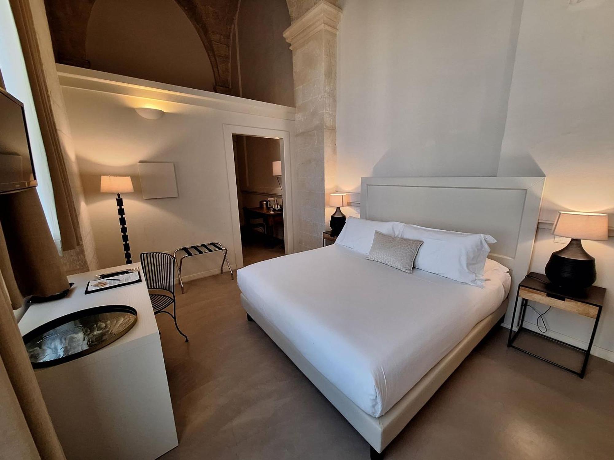 Chiostro Dei Domenicani - Dimora Storica Lecce Luaran gambar